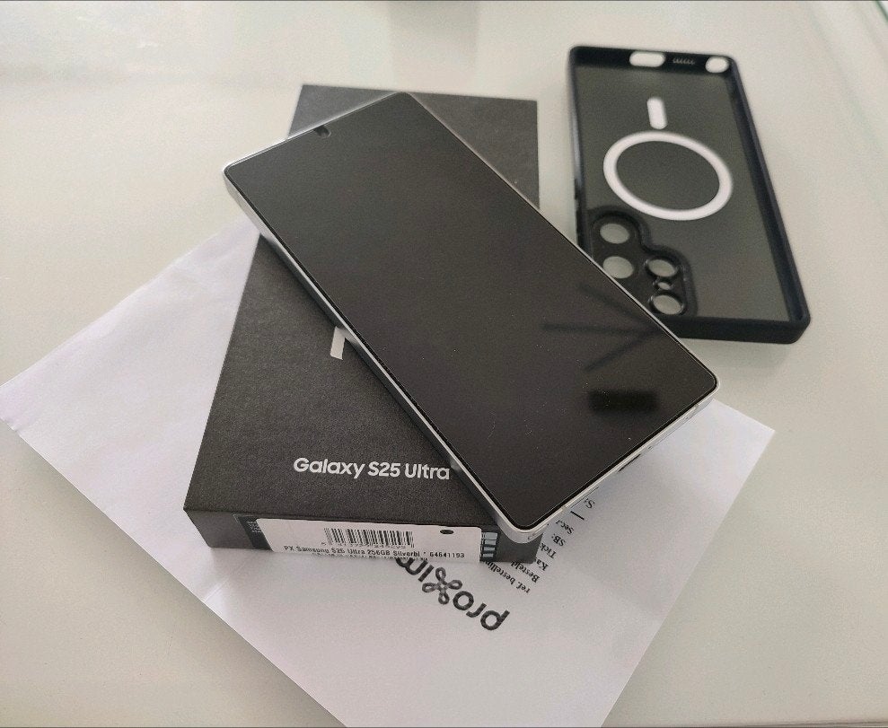 Samsung galaxy s25 ultra 256gb Titan Silverblue, 256 GB, Ophalen of Verzenden, Zo goed als nieuw, Zwart