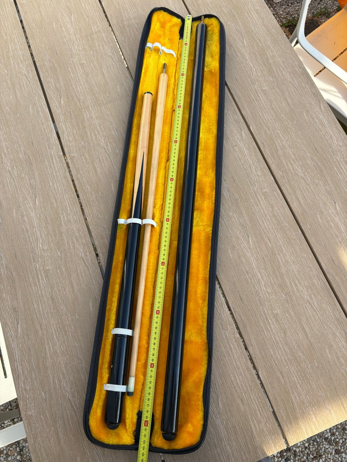 Snooker keu met tas - compleet en klaar voor gebruik, Sport en Fitness, Biljarten en Poolen, Ophalen, Gebruikt, Keu of Ballen