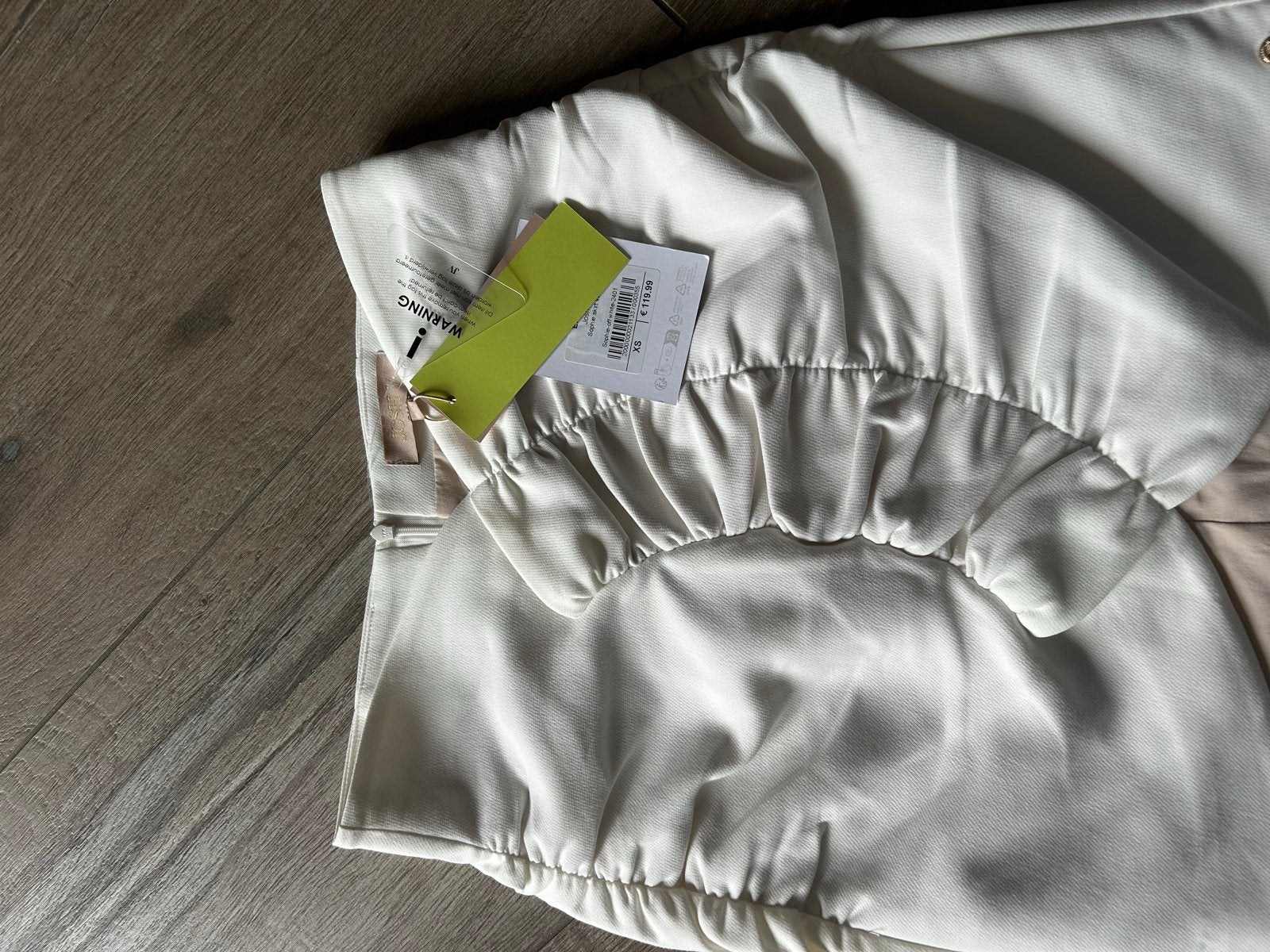 Nieuw Josh V rokje - Maat XS met prijskaartje, Kleding | Dames, Rokken, Beige, Nieuw, Ophalen of Verzenden, Maat 34 (XS) of kleiner