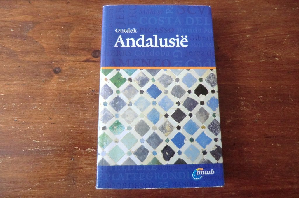 reisgids - Ontdek Andalusië - anwb (2015) / Malaga, Granada, Gelezen, Europa, Ophalen of Verzenden, Reisgids of -boek