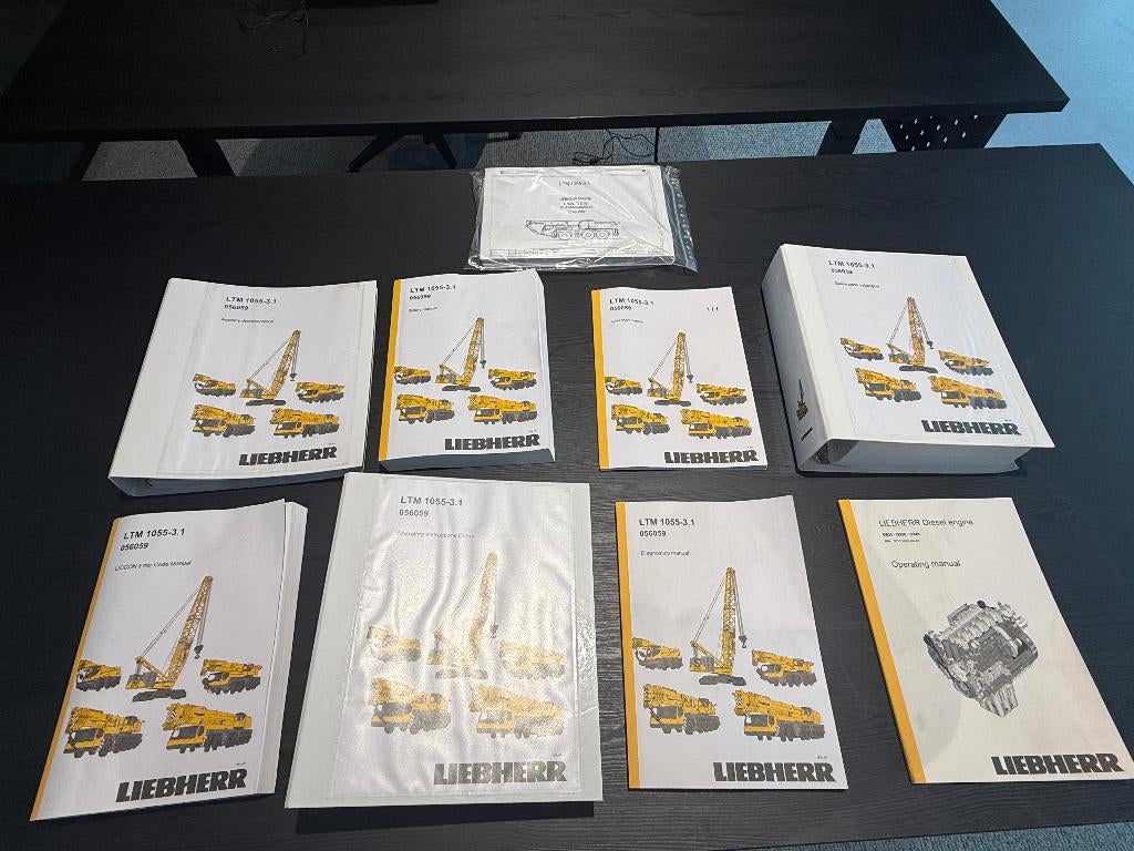 documentaties van de LIEBHERR LTM 1055-3.1, Zakelijke goederen, Machines en Bouw | Overig, Ophalen of Verzenden