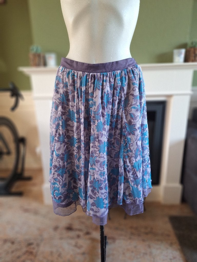 Mais il est ou le soleil ? rok lila blauw dubbel laags M 38, Maat 38/40 (M), Zo goed als nieuw, Knielengte, Mais il est ou le soleil