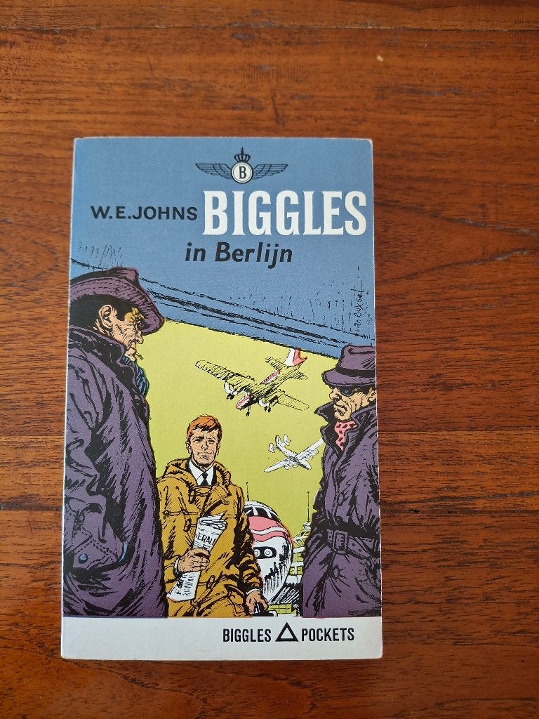 Biggles pocket - Biggles in Berlijn (B65), Ophalen of Verzenden, Zo goed als nieuw