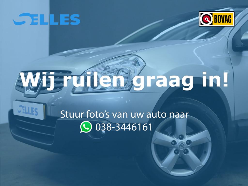 Nissan QASHQAI 1.6 Acenta | Trekhaak | Panoramadak, Voorwielaandrijving, 1272 kg, Zwart, 4 cilinders