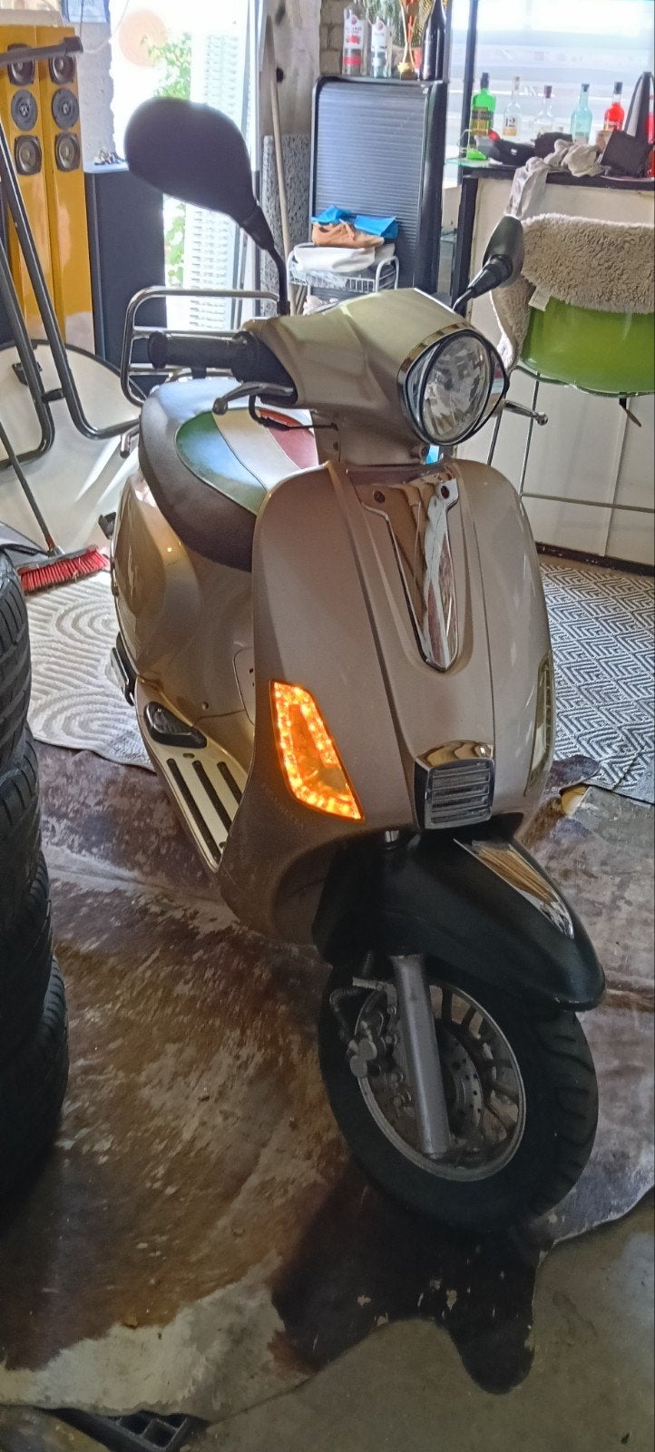 Figuretta Ravo Scooter - opknapper, Gebruikt, Benzine, Ophalen, Overige merken