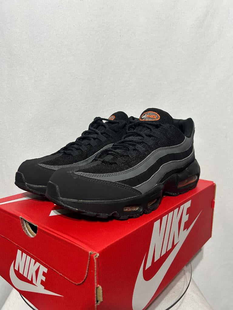 Maat 45,5 - Nike Air Max 95 Grey Orange Black, Kleding | Heren, Schoenen, Verzenden, Zwart, Nike, Nike