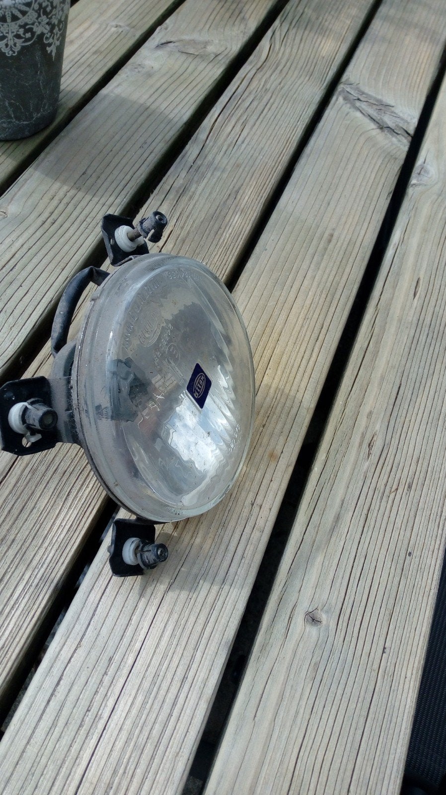 Mistlamp voor grille - VW (Hella), Ophalen