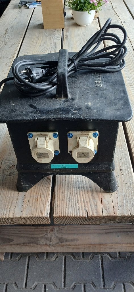 Keraf 869 combinatietransformator 230 V transformator trafo, Ophalen of Verzenden, Gebruikt, Overige typen