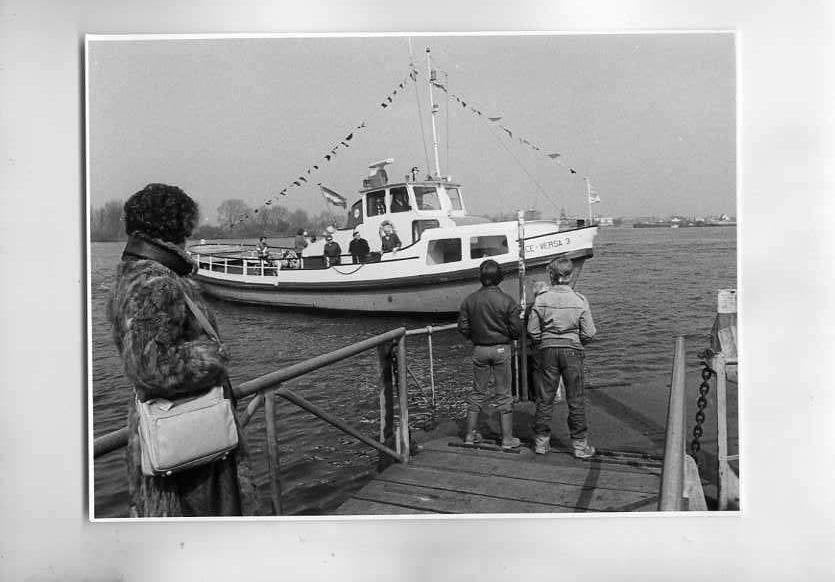 scheepvaart-foto-SLIKKERVEER-veerboot vice versa 3, Ophalen of Verzenden, Zo goed als nieuw, Motorboot, Boek of Tijdschrift