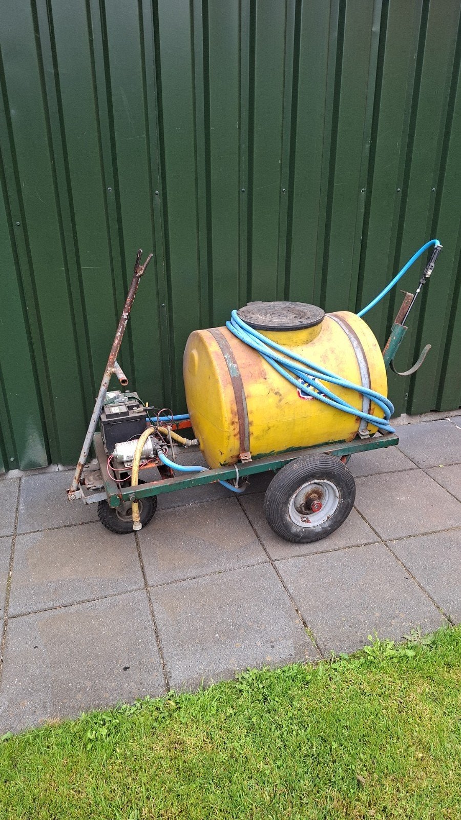 Spuittank met pomp, Ophalen of Verzenden, Onkruidbestrijding