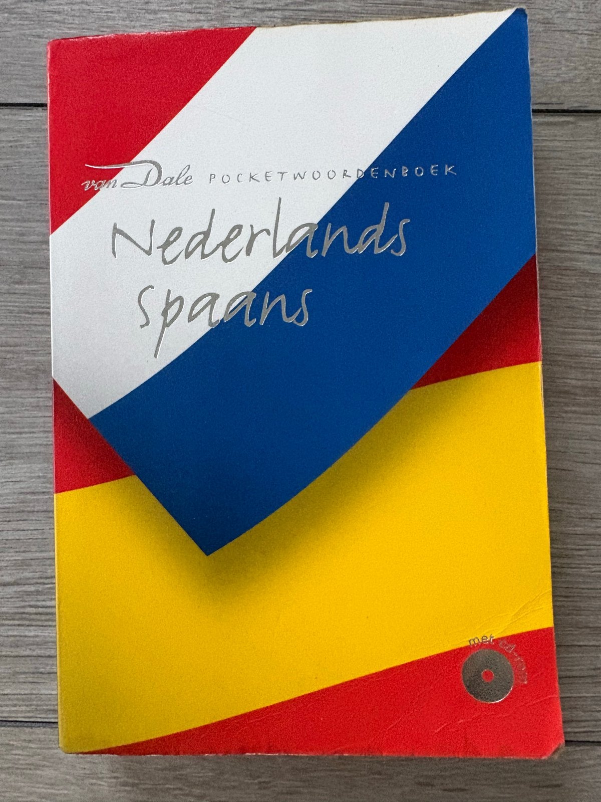 Van Dale Pocketwoordenboek Nederlands-Spaans, Ophalen of Verzenden, Zo goed als nieuw, Non-fictie