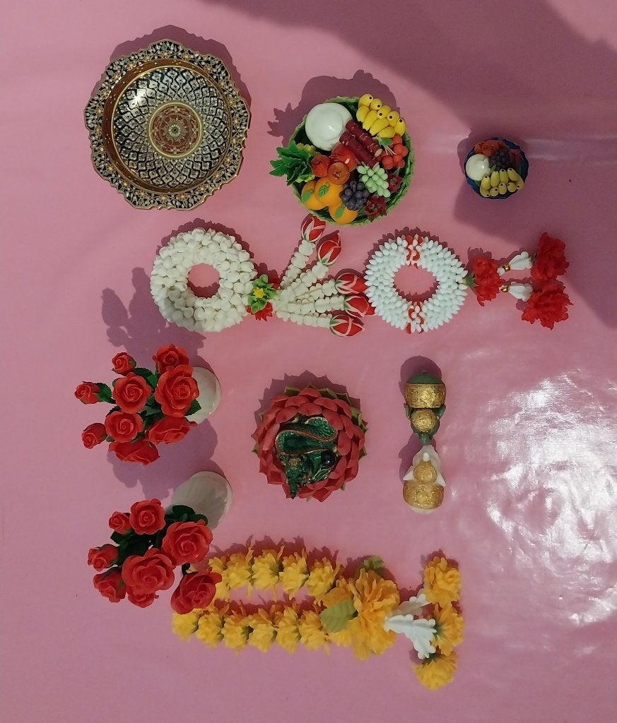 Boeddha deco,Buddha bloemen,olifant,Benjarongschaal,Thailand, Ophalen of Verzenden, Zo goed als nieuw, Meerkleurig, Kunststof