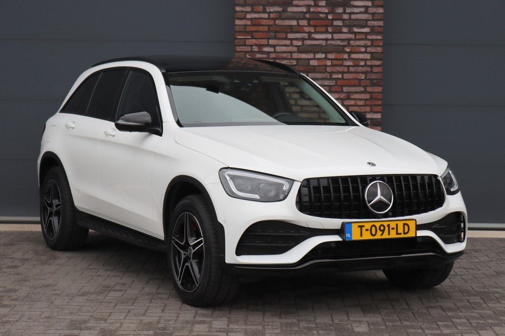 Mercedes-Benz GLC 300e 4MATIC AMG Line Premium+ | SoH 100% |, Auto's, Mercedes-Benz, Automaat, 4 cilinders, 2000 kg, 320 pk
