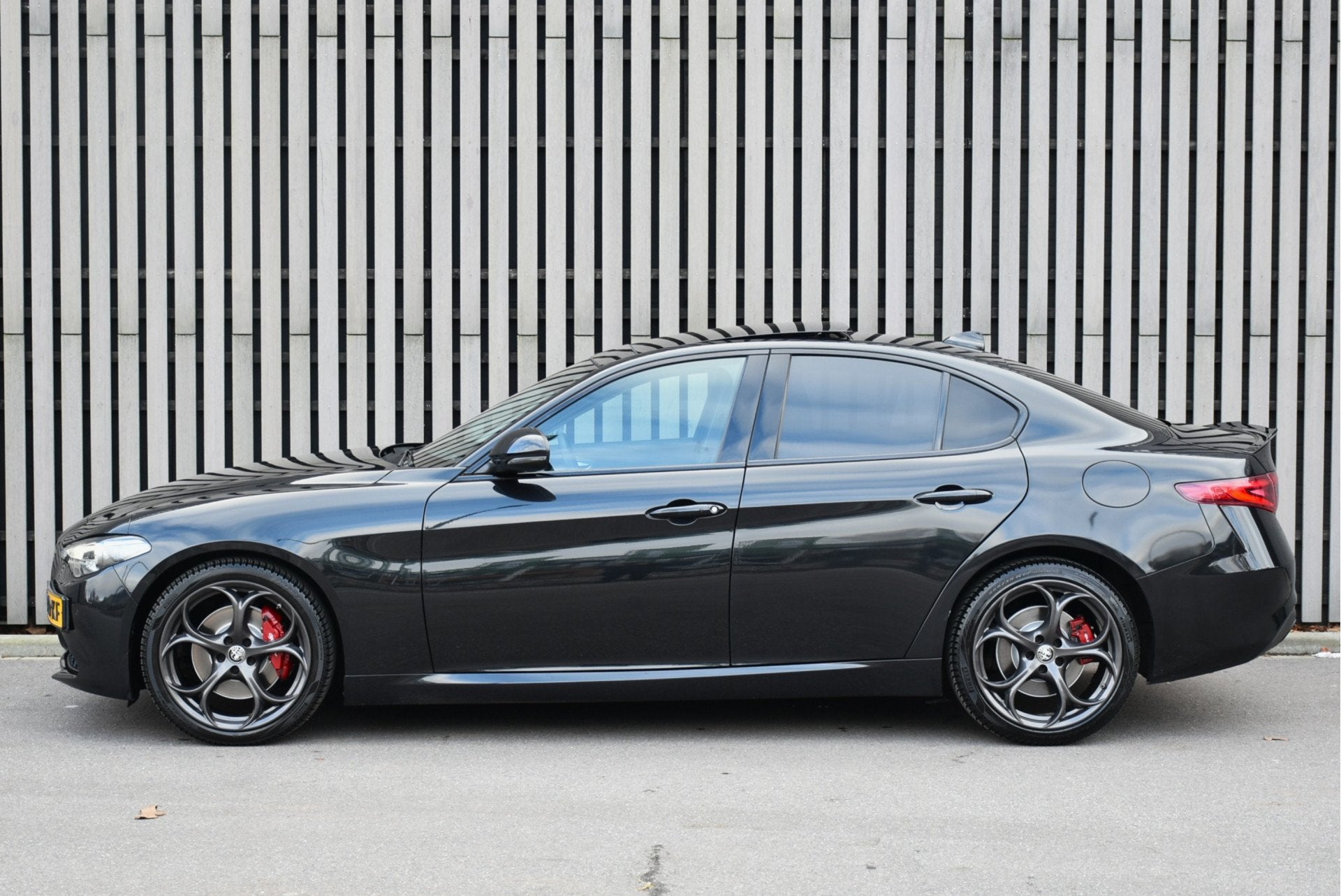 Alfa Romeo Giulia 2.2 Automaat Pano Camera Trekhaak Stoel/St, Automaat, 745 kg, Euro 6, Zwart