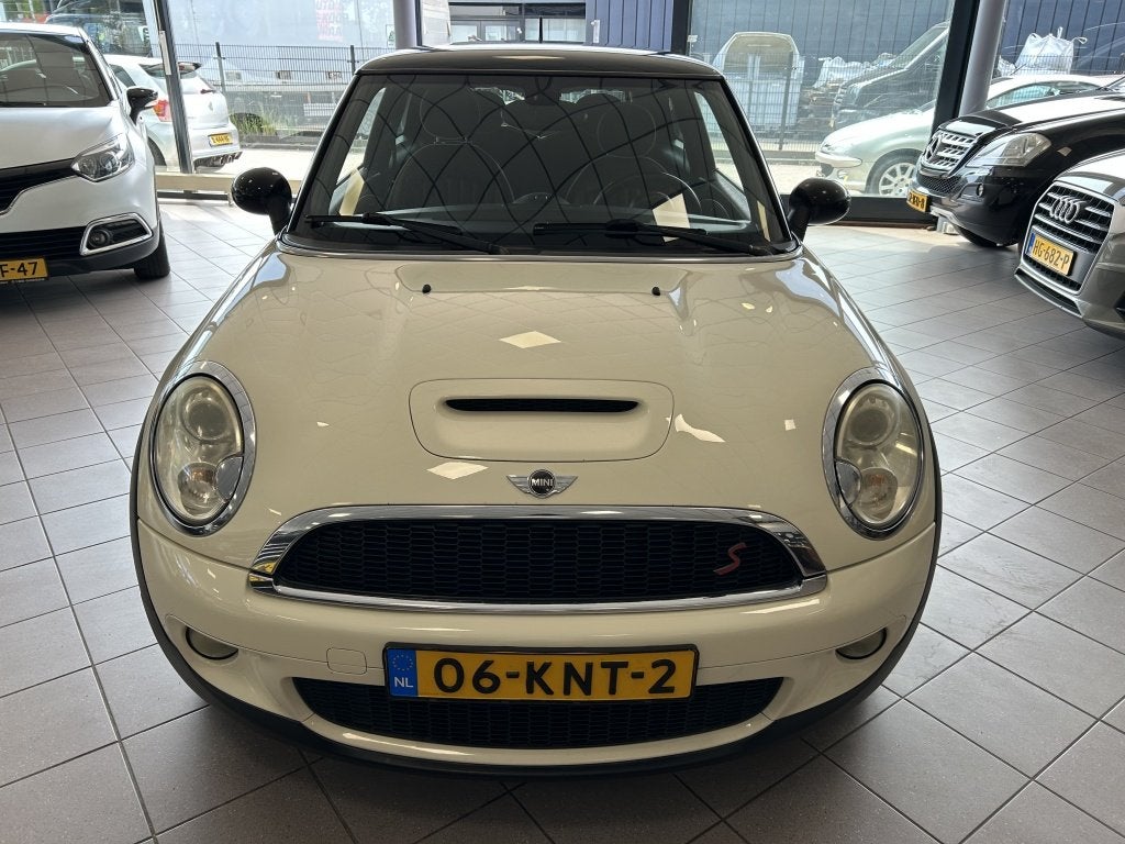 MINI 3-deurs 1.6 Cooper S Chili (bj 2010), Gebruikt, 4 cilinders, 4 stoelen, Wit