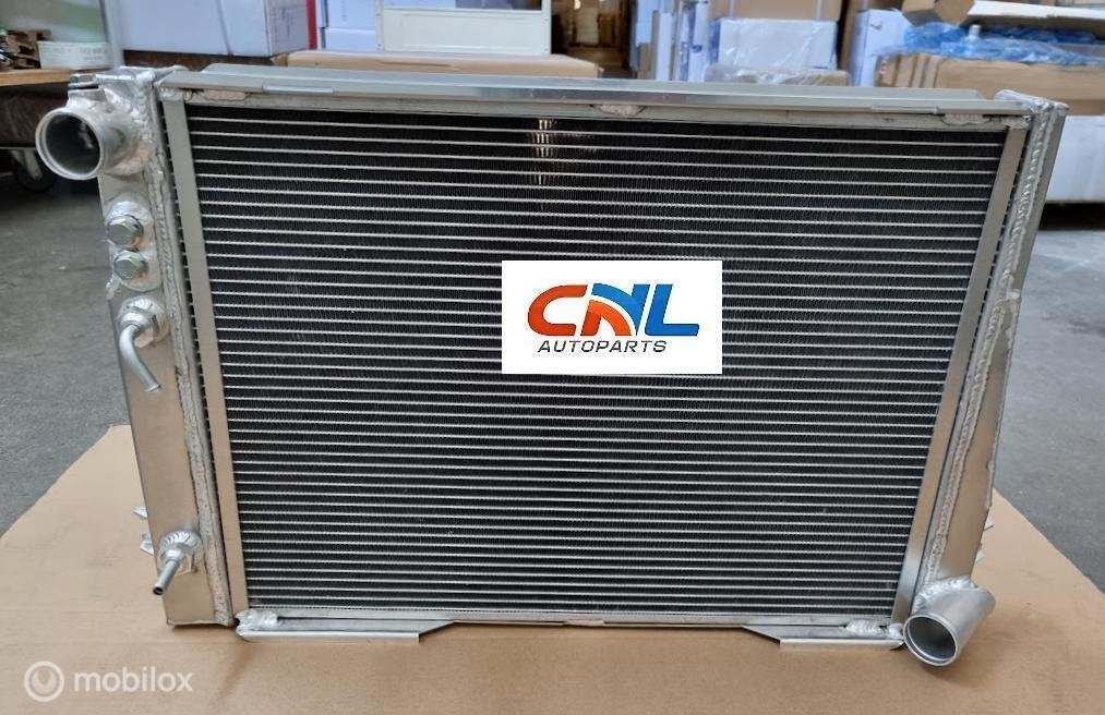 Radiateur BMW 7 Series E23 728/730; 725i/732i/733i/735i M30, Nieuw, Ophalen of Verzenden