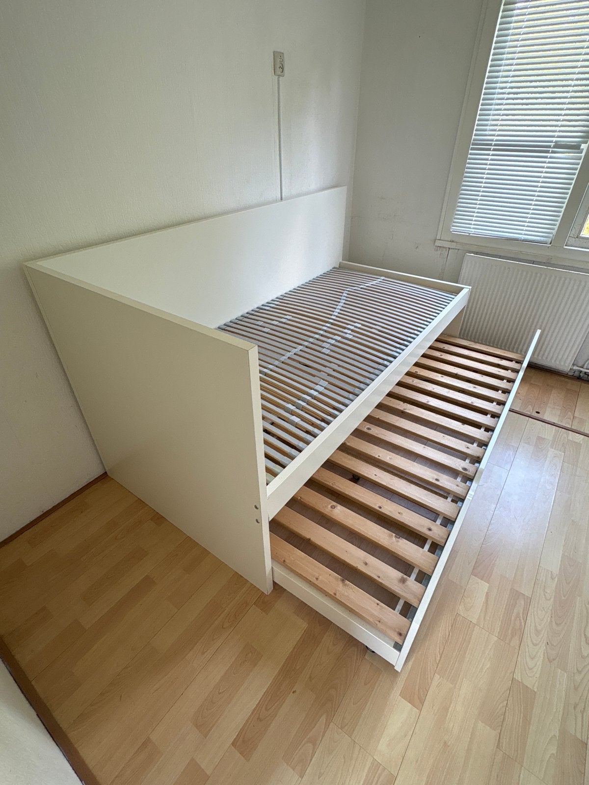 Wit uitschuifbaar bed met lattenbodem, Ophalen, Wit, Tweepersoons, 80 cm