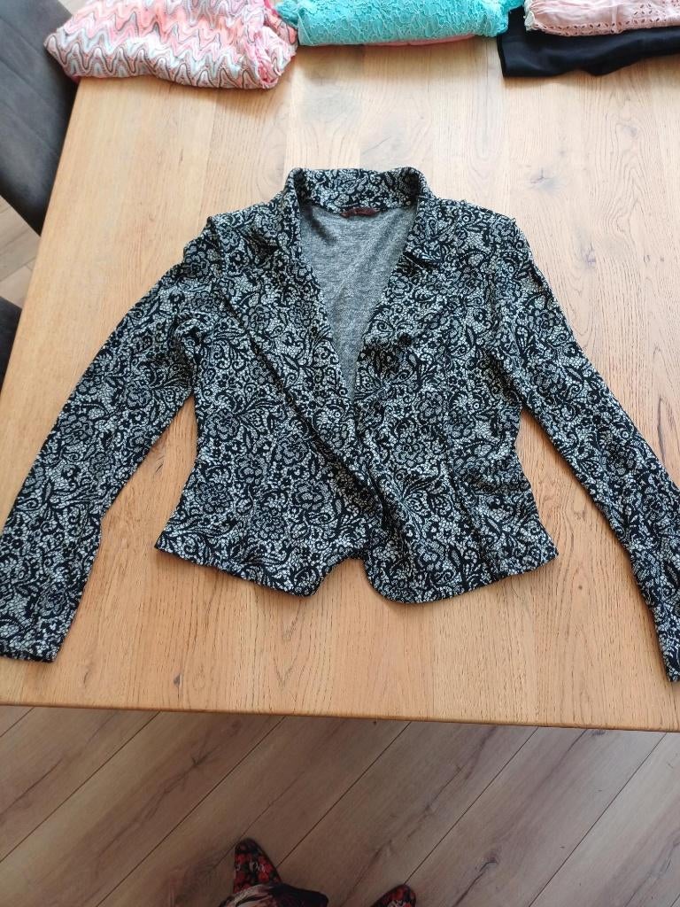 Jasje PepperZ maat XL valt als 42, Kleding | Dames, Zwart, Maat 42/44 (L), Zo goed als nieuw, Jasje