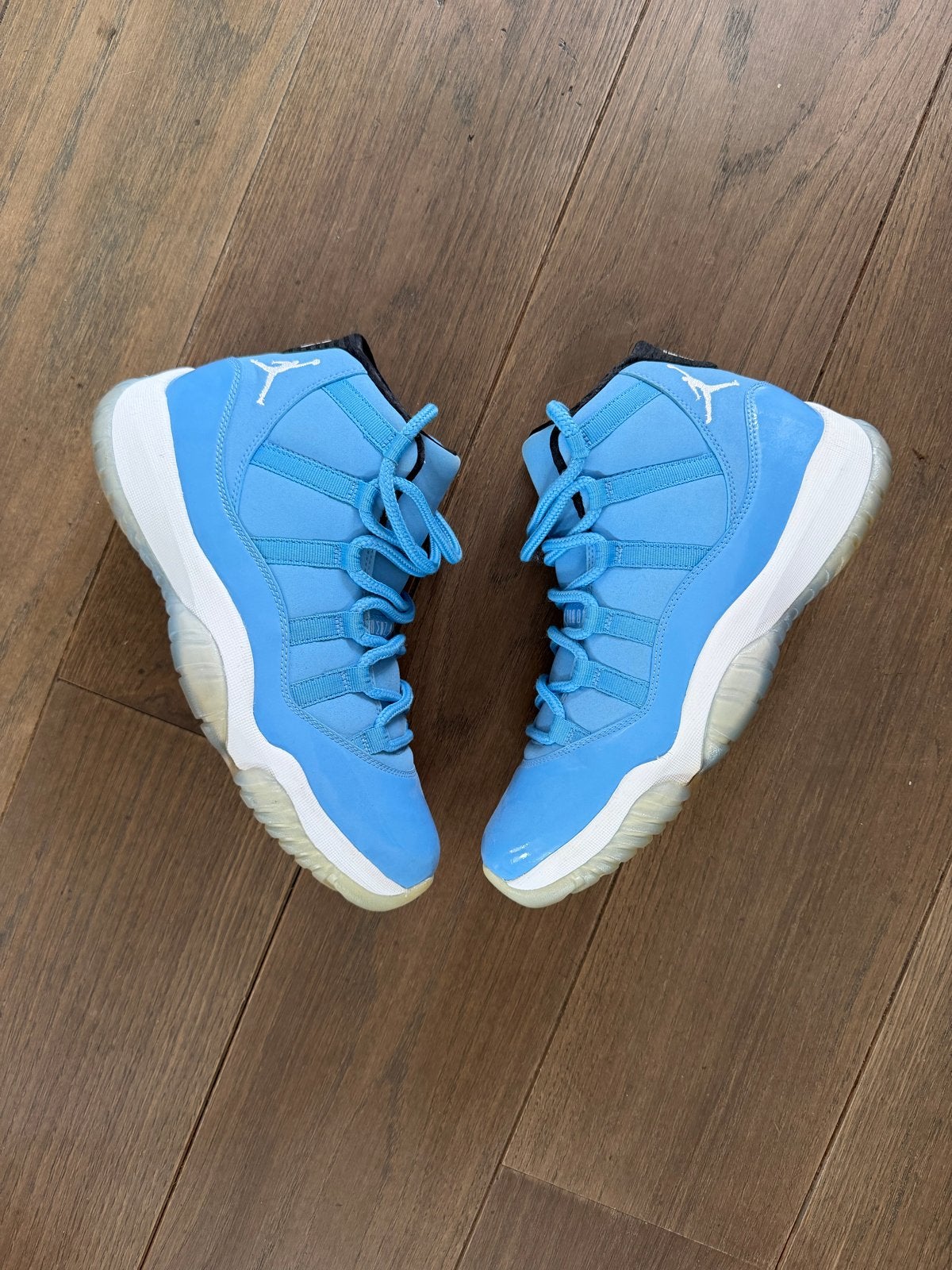 Nike Air Jordan 11 Retro UNC University Blue Pantone, Ophalen of Verzenden, Zo goed als nieuw, Blauw, Sneakers of Gympen