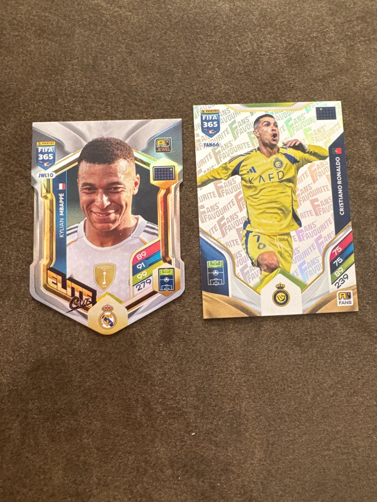FIFA 365 Adrenalyn XL 2024 Kaarten - Mbappé & Ronaldo, Ophalen of Verzenden, Nieuw, Buitenlandse clubs, Spelerskaart
