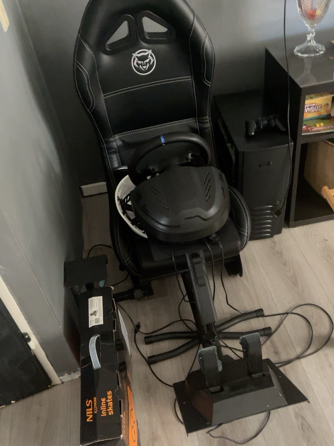 Playseat met stuur T150 en gaspedaal, Ophalen, Zo goed als nieuw, Stuurtje of Sportattribuut