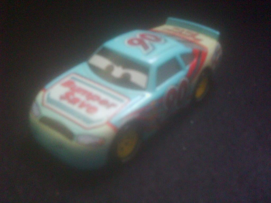 Disney Cars 3 Auto's  Racer Bumper Save Ponchy Wipeout nr 90, Kinderen en Baby's, Ophalen of Verzenden, Zo goed als nieuw