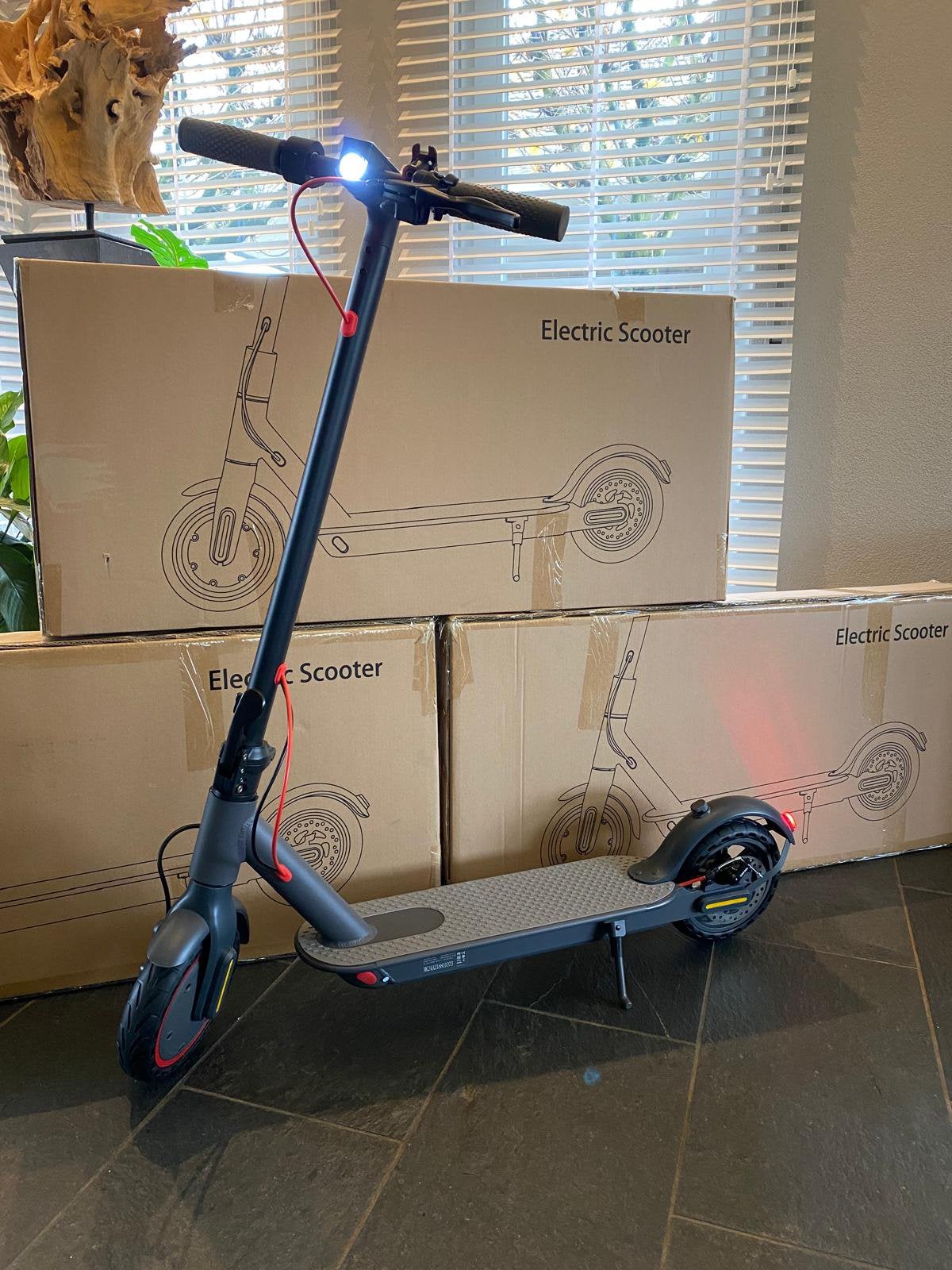 Elektrische Step Inklapbaar 25km/u | NIEUW IN DE DOOS, Fietsen en Brommers, Steps, Ophalen of Verzenden, Nieuw, Elektrische step (E-scooter)