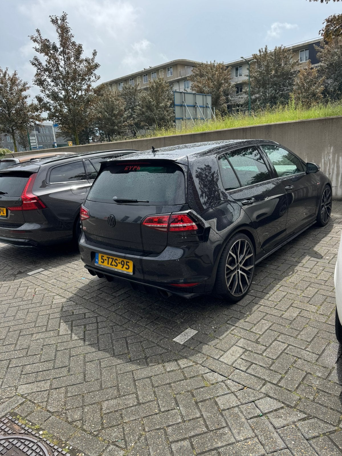 Volkswagen Golf 2.0 GTI 169KW AUT 2013 Zwart, 4 cilinders, 1984 cc, Zwart, Leder