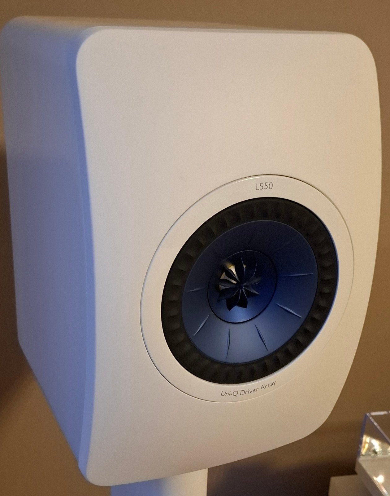KEF LS50 - Hoogwaardige boekenplankluidsprekers + stands., Overige merken, Gebruikt, Ophalen of Verzenden, 120 watt of meer