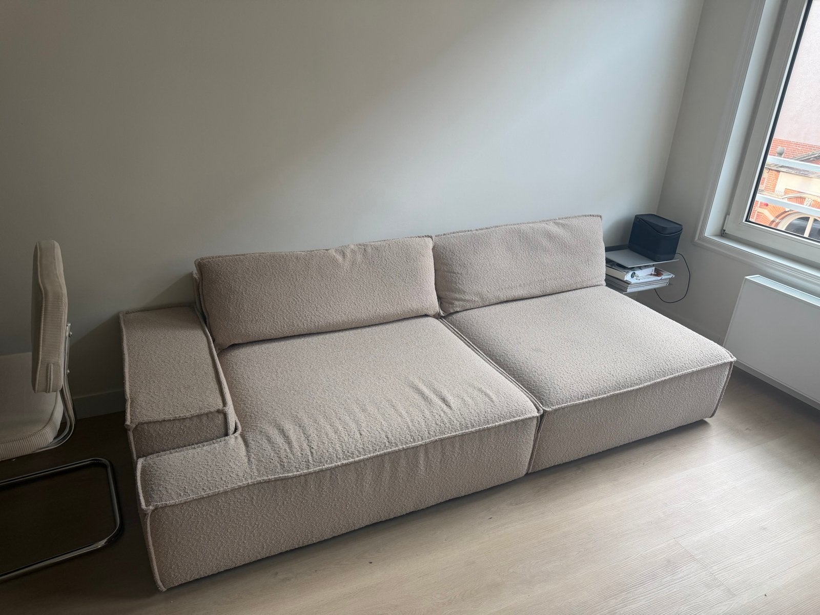 SOFACOMPANY Daphne 3-zits bouclé beige bank, Ophalen, 100 tot 125 cm, Driepersoons, Zo goed als nieuw