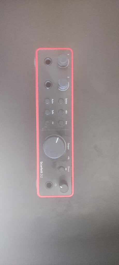 Focusrite Scarlett 2i2 4th Gen Audio Interface