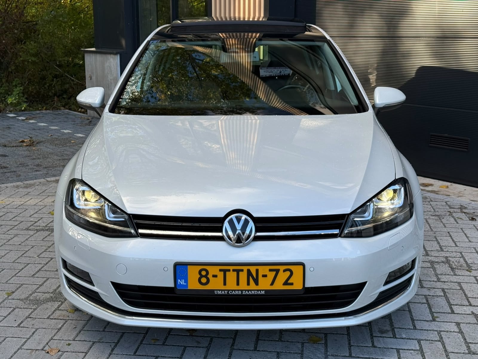 Volkswagen Golf 1.4 TSI AUTOMAAT! Highline Pano, Xenon, Came, Gebruikt, 4 cilinders, Wit, 650 kg