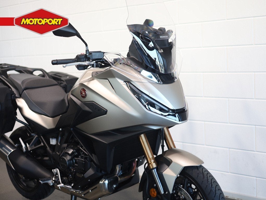 Honda NT 1100 DCT (bj 2026), Bedrijf, Mc.benelux@honda-eu.com, Toermotor, Honda Motor Europe Ltd Netherlands branc