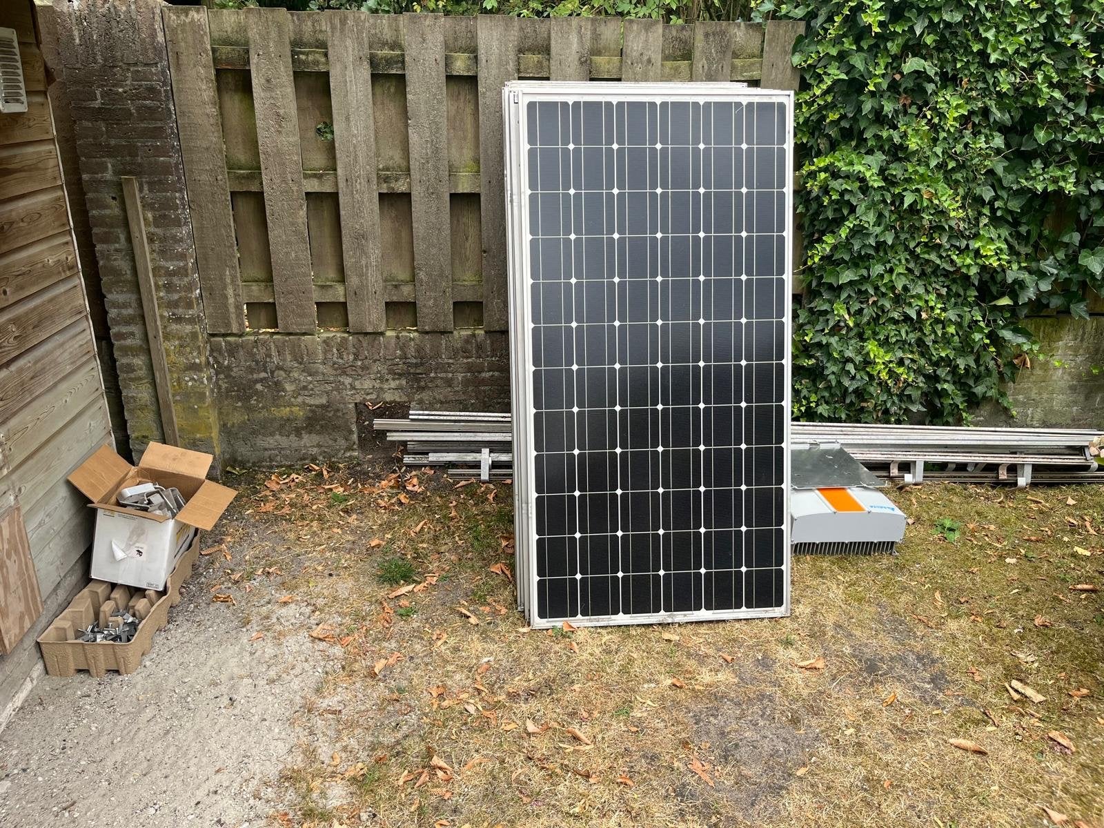 21 gebruikte CanadianSolar zonnepanelen met omvormer, Ophalen, Gebruikt, Compleet systeem