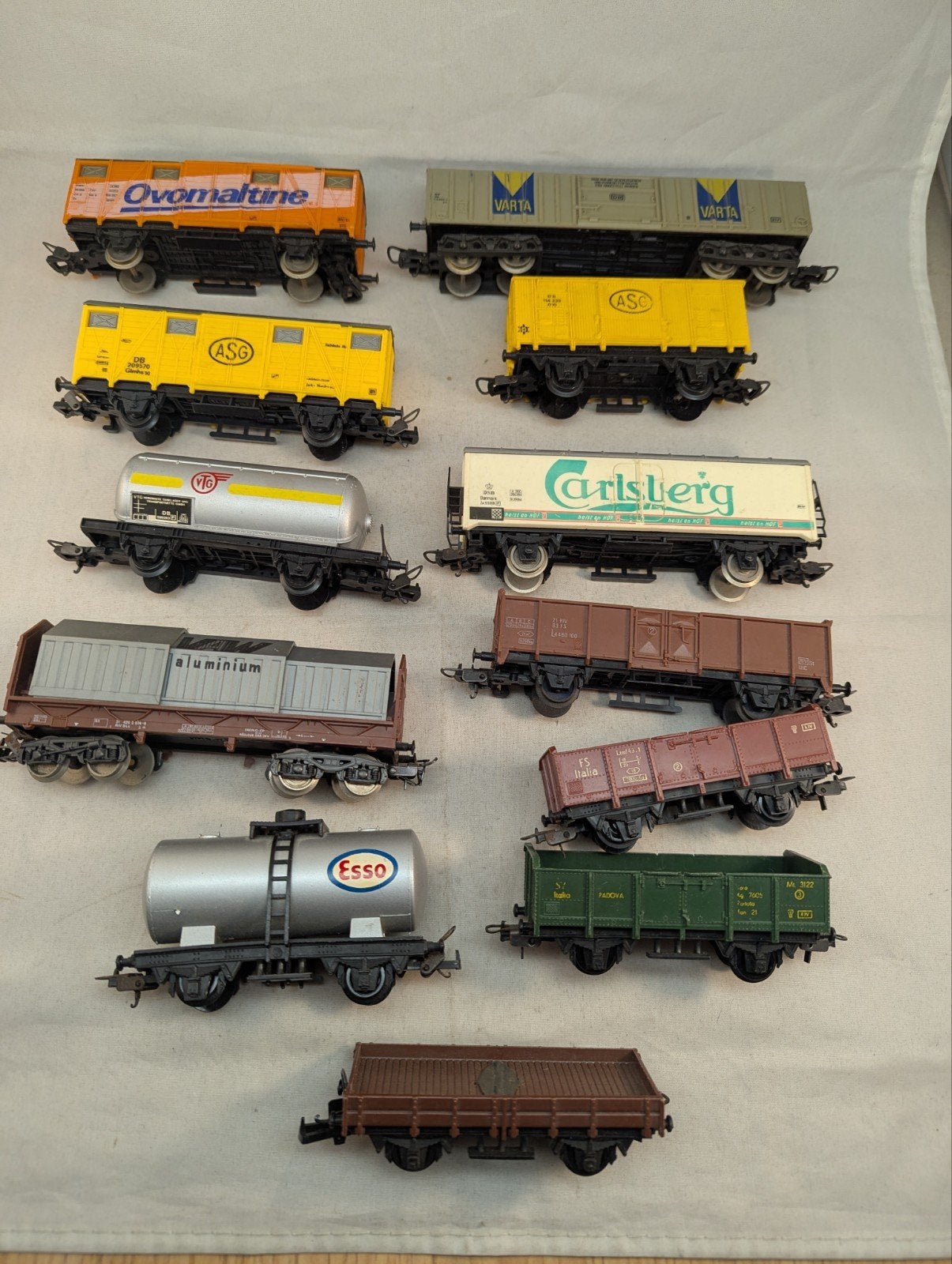 Lima H0 set goederenwagens, Hobby en Vrije tijd, Modeltreinen | H0, Gelijkstroom, Wagon, Ophalen of Verzenden, Zo goed als nieuw