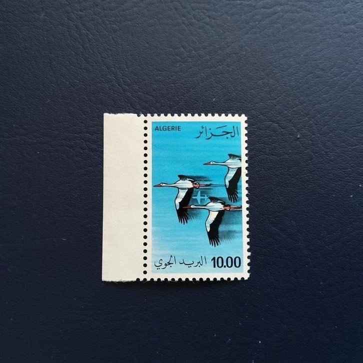 Algerije postzegel 10.00 met ooievaars, Ophalen of Verzenden