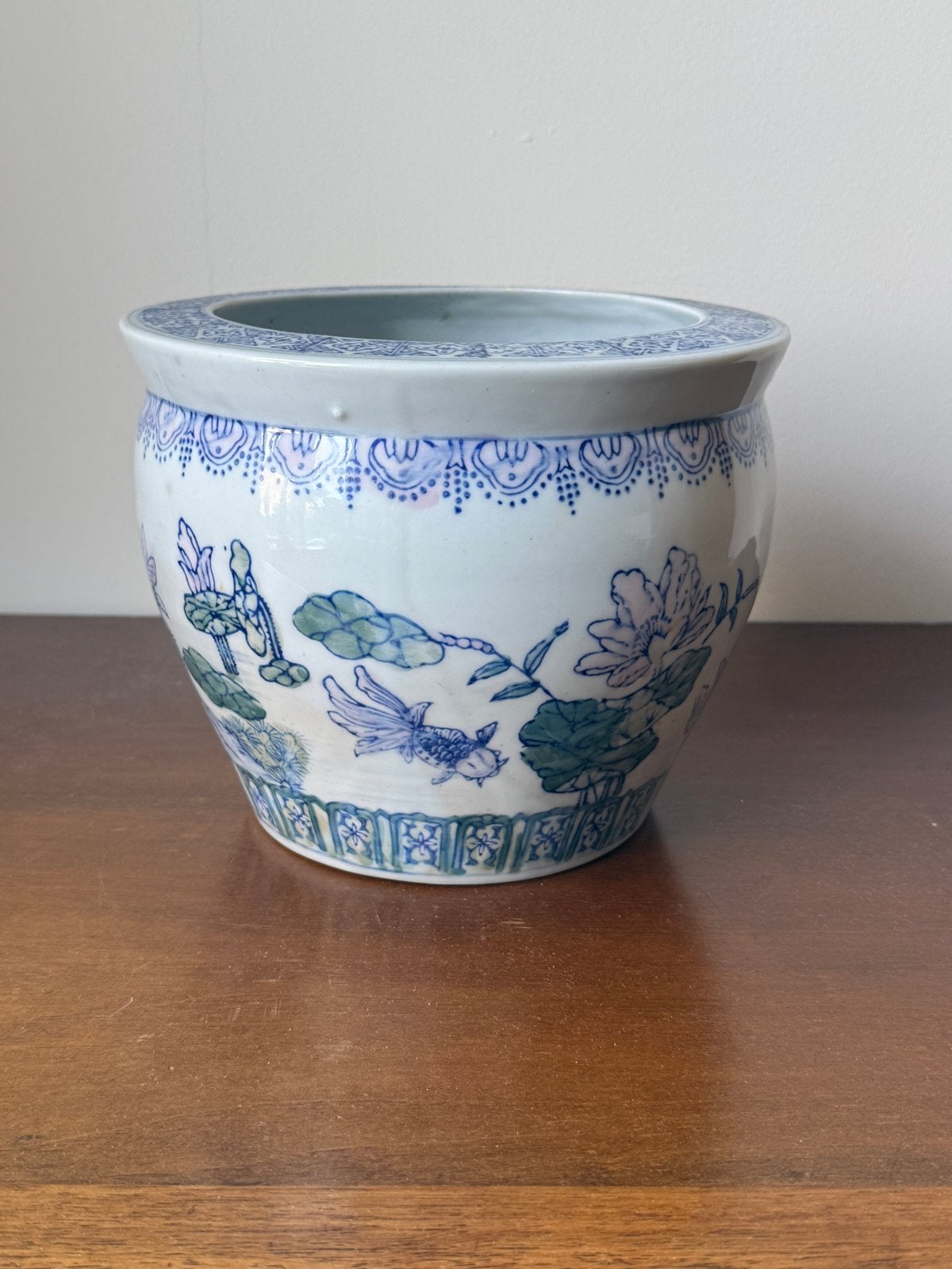 Antieke Chinese porseleinen vissenkom met decor, Ophalen