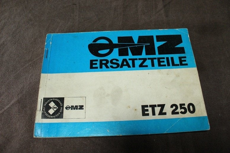 MZ ETZ250 1981 motorrad ersatzteil liste IFA DDR, Motoren, Ophalen of Verzenden, Overige merken