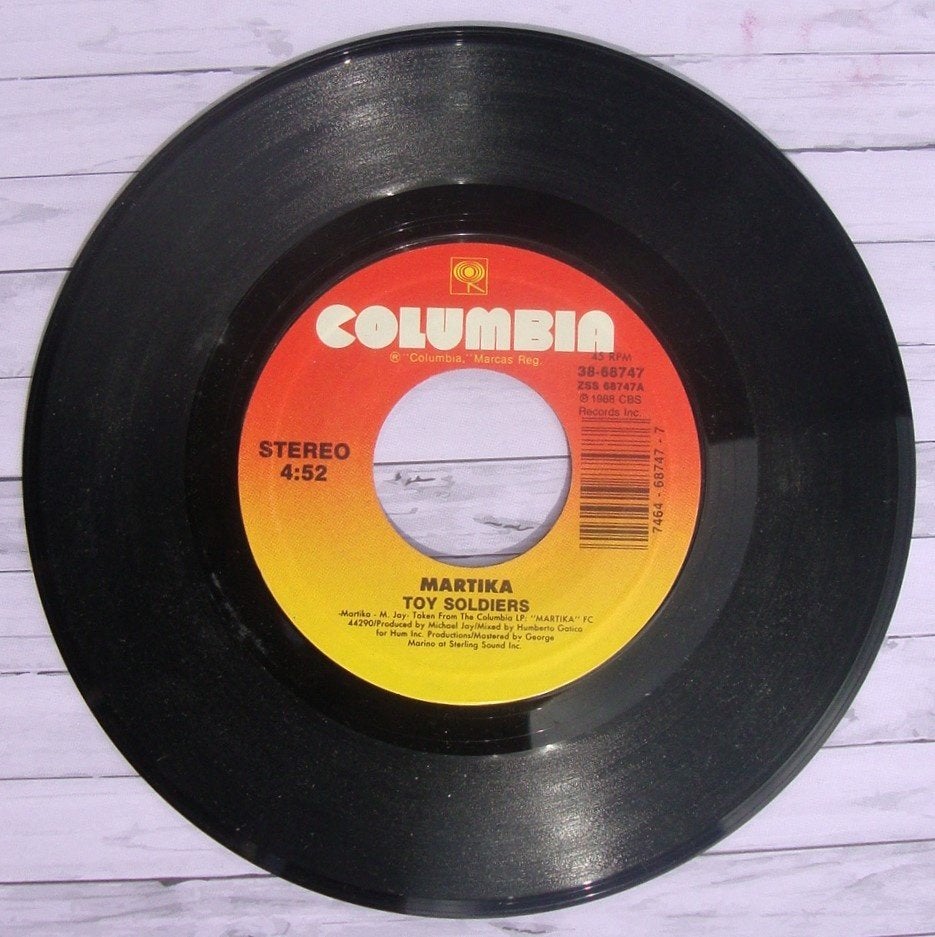 Martika - Toy Soldiers (7 inch vinyl single)  (2), Gebruikt, 7 inch, Ophalen of Verzenden, Pop