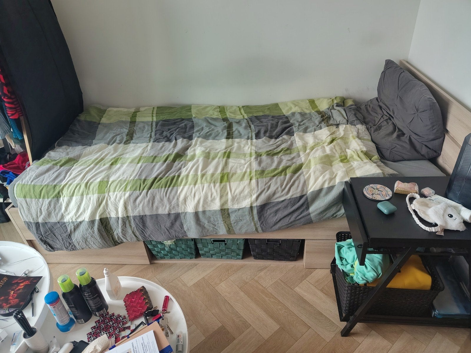 Leen Bakker eenpersoonsbed met matras, Huis en Inrichting, Slaapkamer | Bedden, Ophalen, Eenpersoons, Zo goed als nieuw, Overige maten
