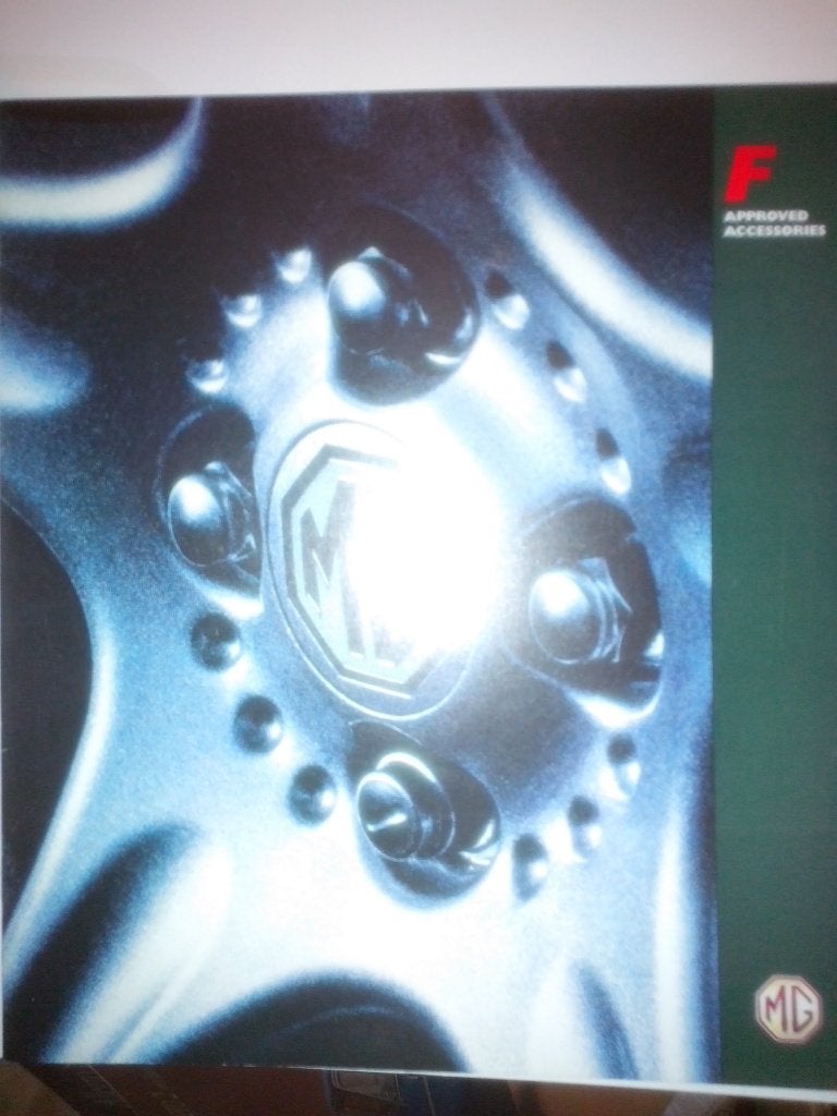 2x MGF brochures folders Engeland 1996 + GB Accessoires 1997, Boeken, Ophalen of Verzenden, Zo goed als nieuw, Overige merken