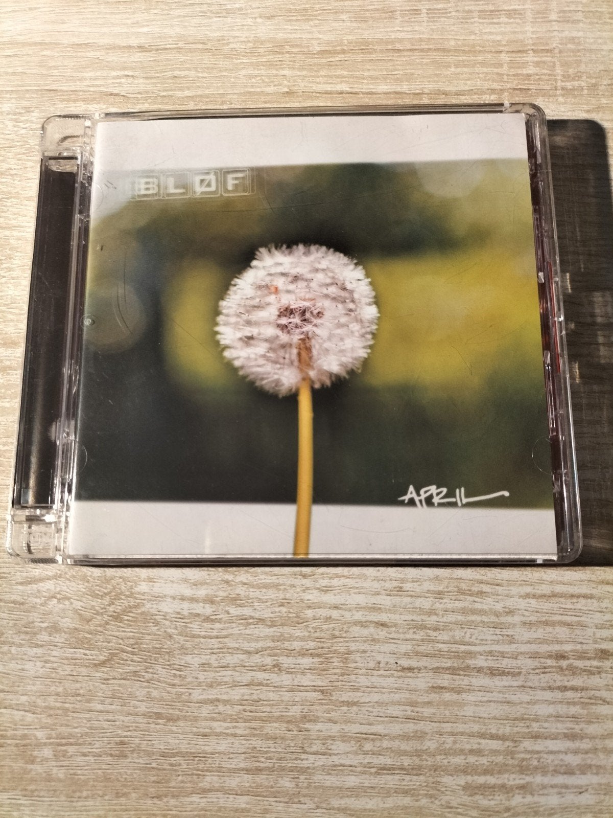 Blof - april, Ophalen of Verzenden