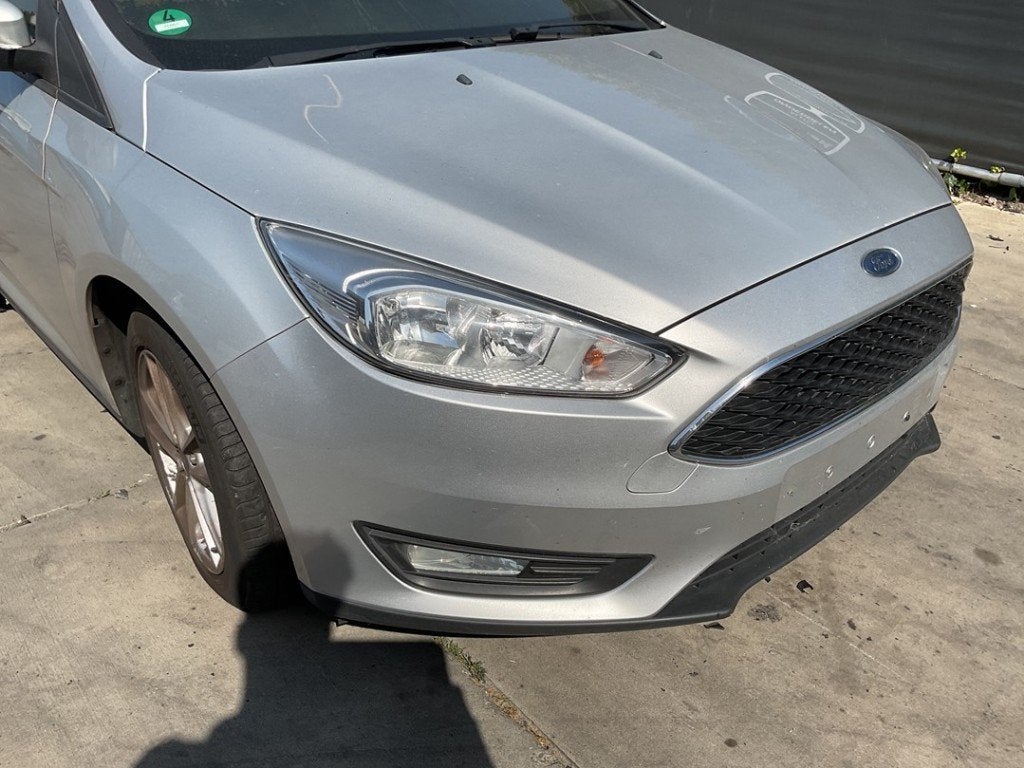 Spatbord Rechts Voor Ford Focus 3 Wagon 2017 2171302, Gebruikt, Henry-Ford-Straße  1, Köln 50735, , Duitsland, Ford-Werke GmbH