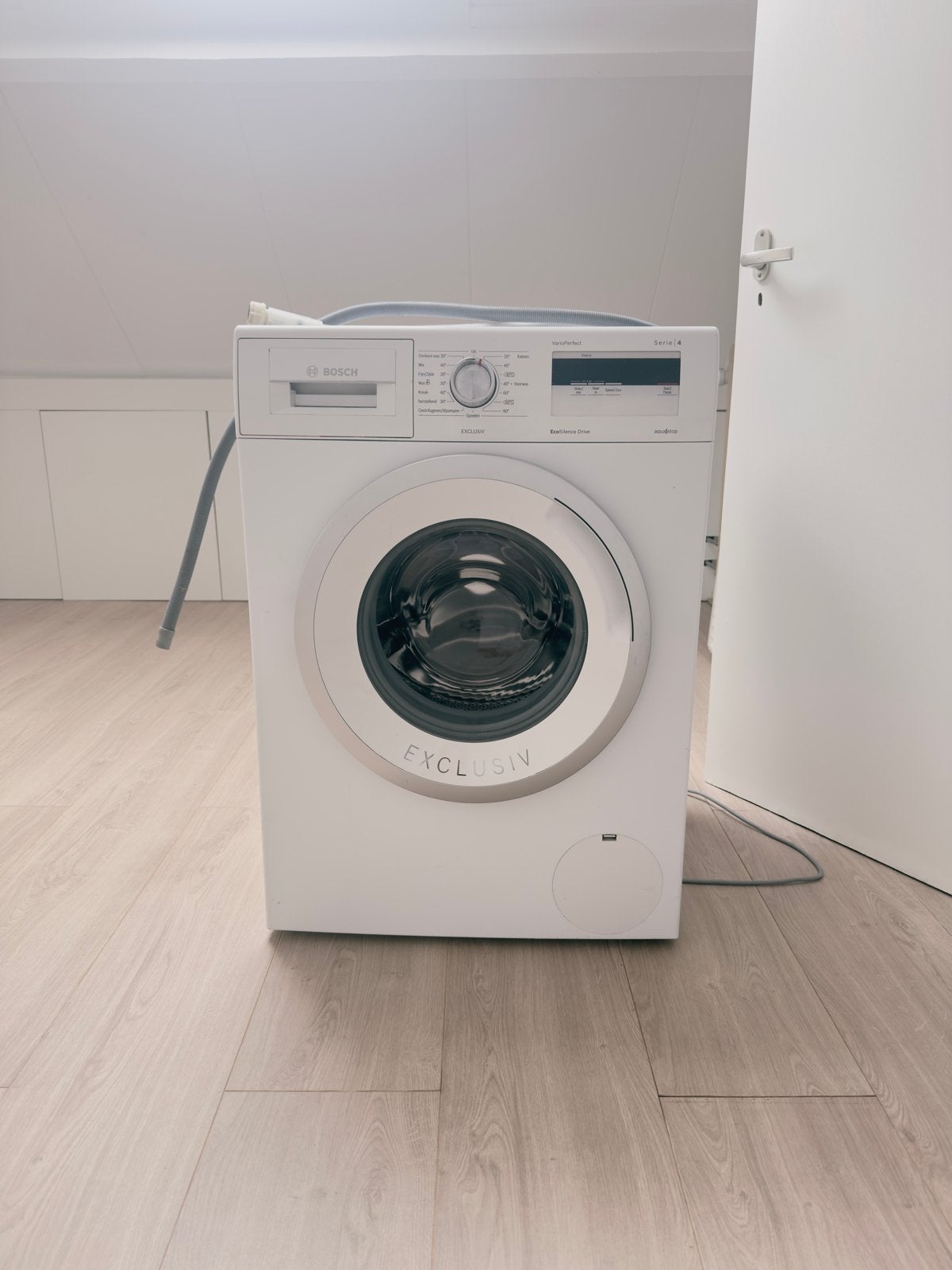 Bosch Wasmachine Serie 4 Exclusiv - Zo goed als nieuw, Ophalen of Verzenden, Zo goed als nieuw, 85 tot 90 cm, 1200 tot 1600 toeren