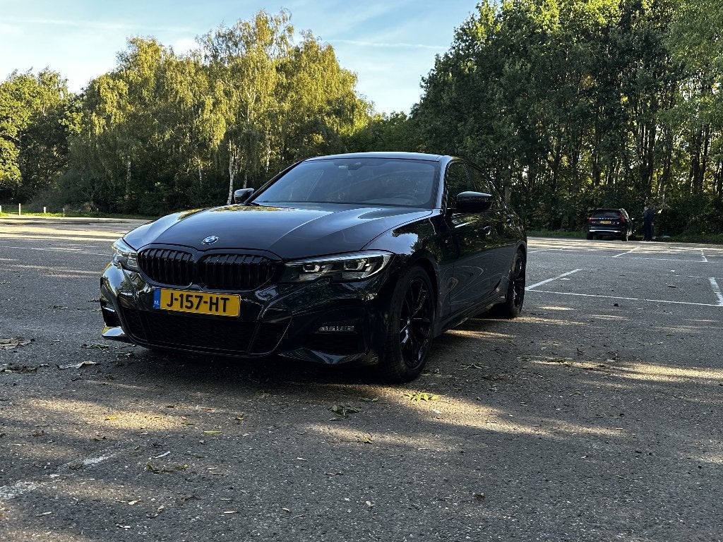 BMW 3-Serie 320i M 184pk Aut 2020 Zwart, Automaat, 1998 cc, Achterwielaandrijving, Zwart