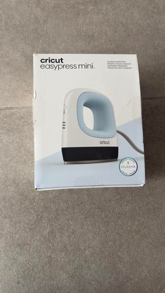 Cricut EasyPress Mini - Compacte hittepers, Overige thema's, Gereedschap of Toebehoren, Ophalen of Verzenden, Zo goed als nieuw