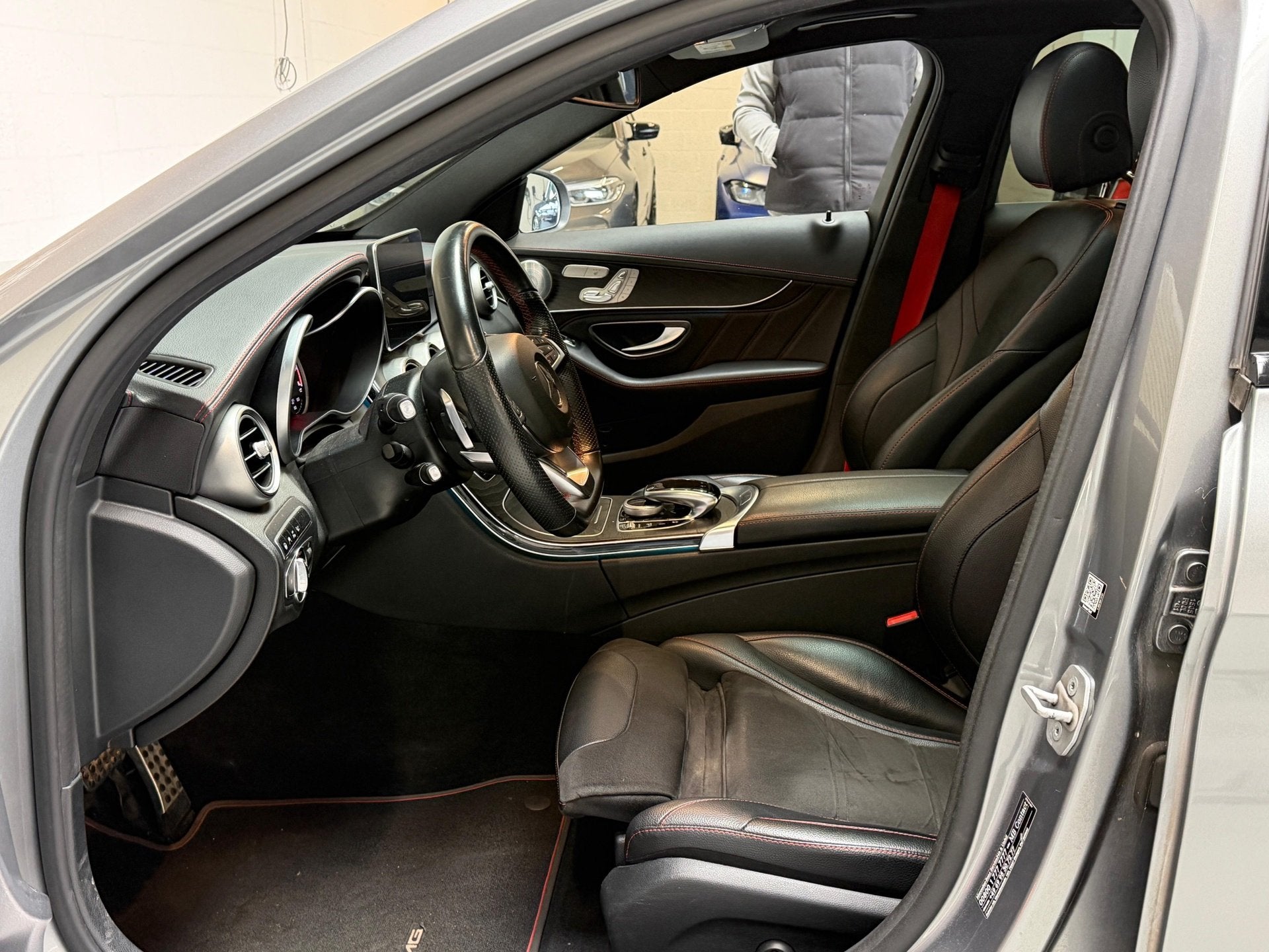 Mercedes-Benz C-klasse Estate 450 AMG 4MATIC - SCHUIFDAK - B, Auto's, Dealer onderhouden, 367 pk, 2996 cc, Leder
