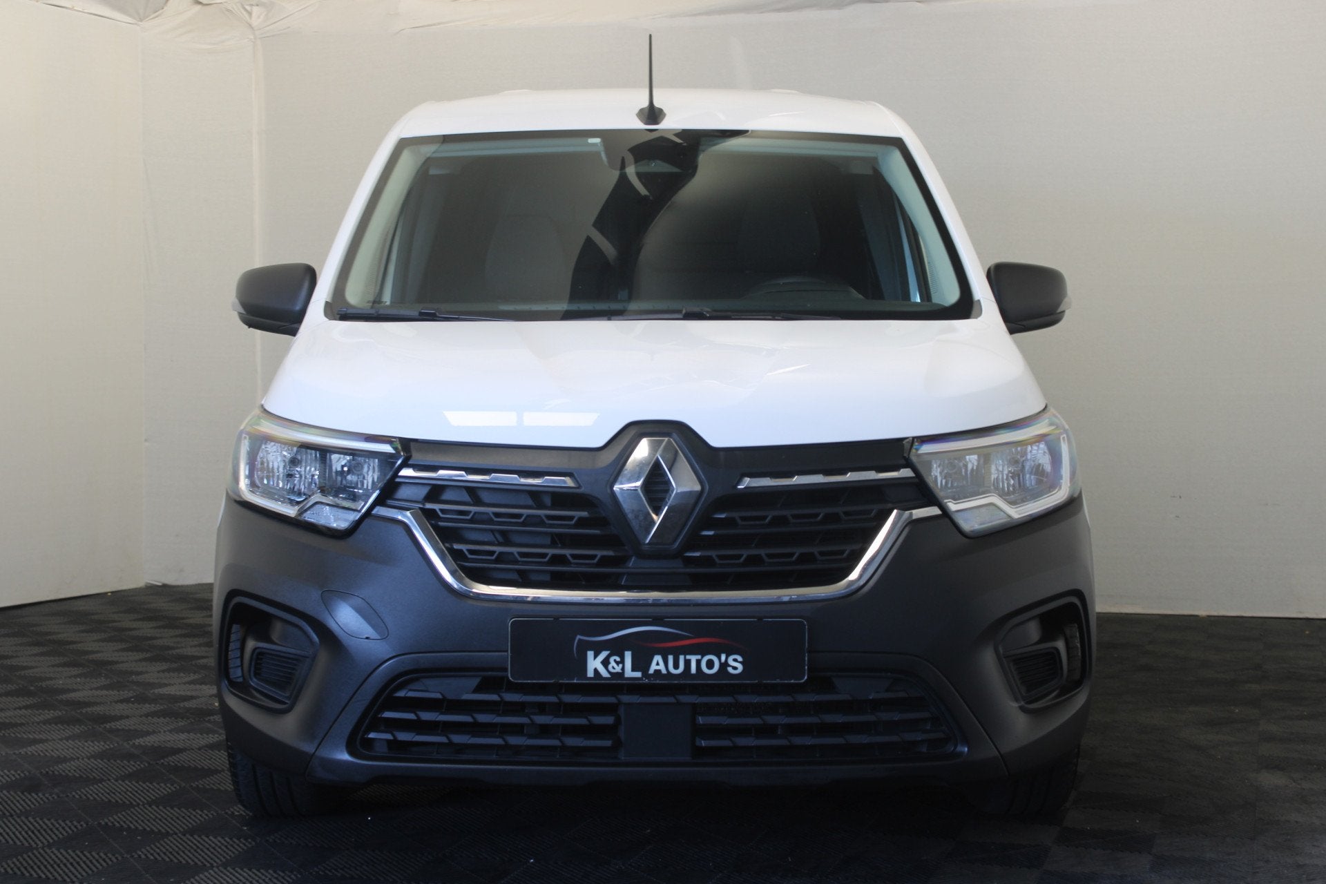 Renault Kangoo 1.3 TCe 100 Comfort L1 |Cruise|Parkeersensor|, Auto's, Voorwielaandrijving, Gebruikt, Zwart, 4 cilinders