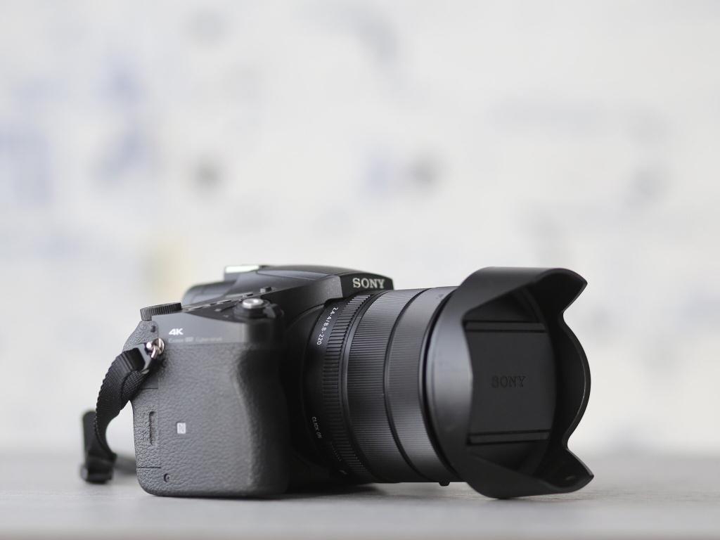 Sony RX10 mark IV - Als nieuw! - Incl. 1 jaar garantie!, -, -, Compact, Ophalen of Verzenden
