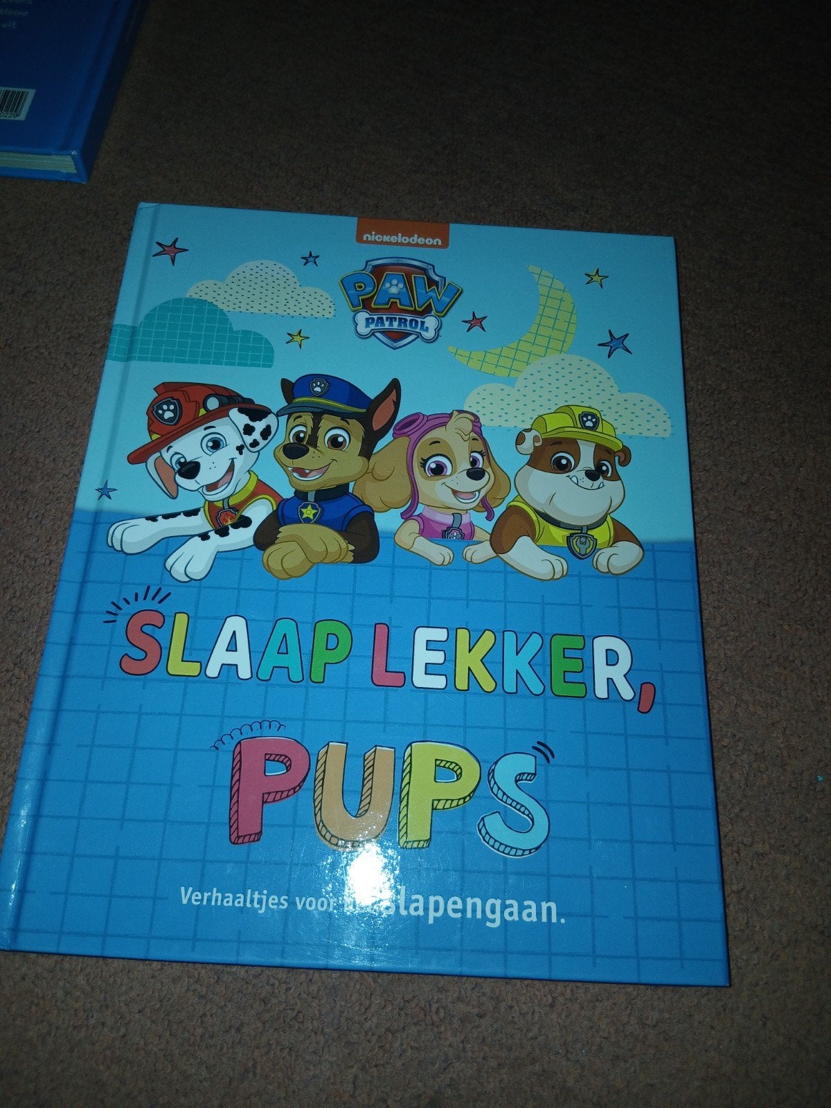 Paw Patrol: Slaap Lekker, Pups - Verhaaltjes voor het slapen, Boeken, Ophalen of Verzenden, Zo goed als nieuw, Nickelodeon, 2 tot 3 jaar